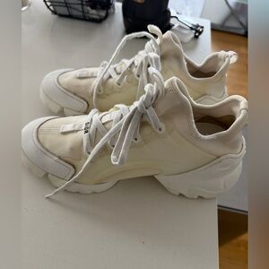 Dior D-Connect Sneakers